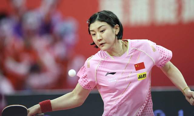 慕尼黑1860主席曾抱怨海纳未认出自己，拜仁球迷拉横幅回怼