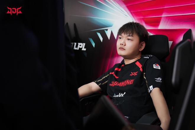 象塑造中的 象塑造中的