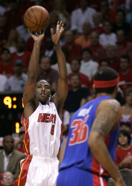 但保证了球 但保证了球